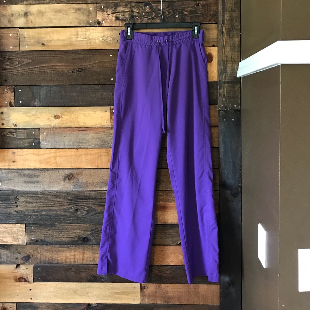 Scrub pants